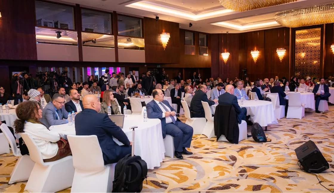 The ARIIS conference hall during a plenary session