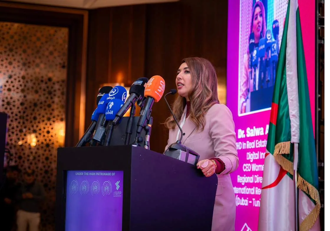Dr Salwa Arfaoui addressing the summit from the podium